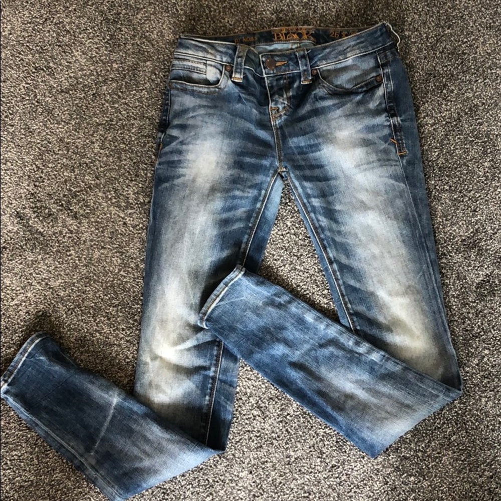 Buckle black jeans
